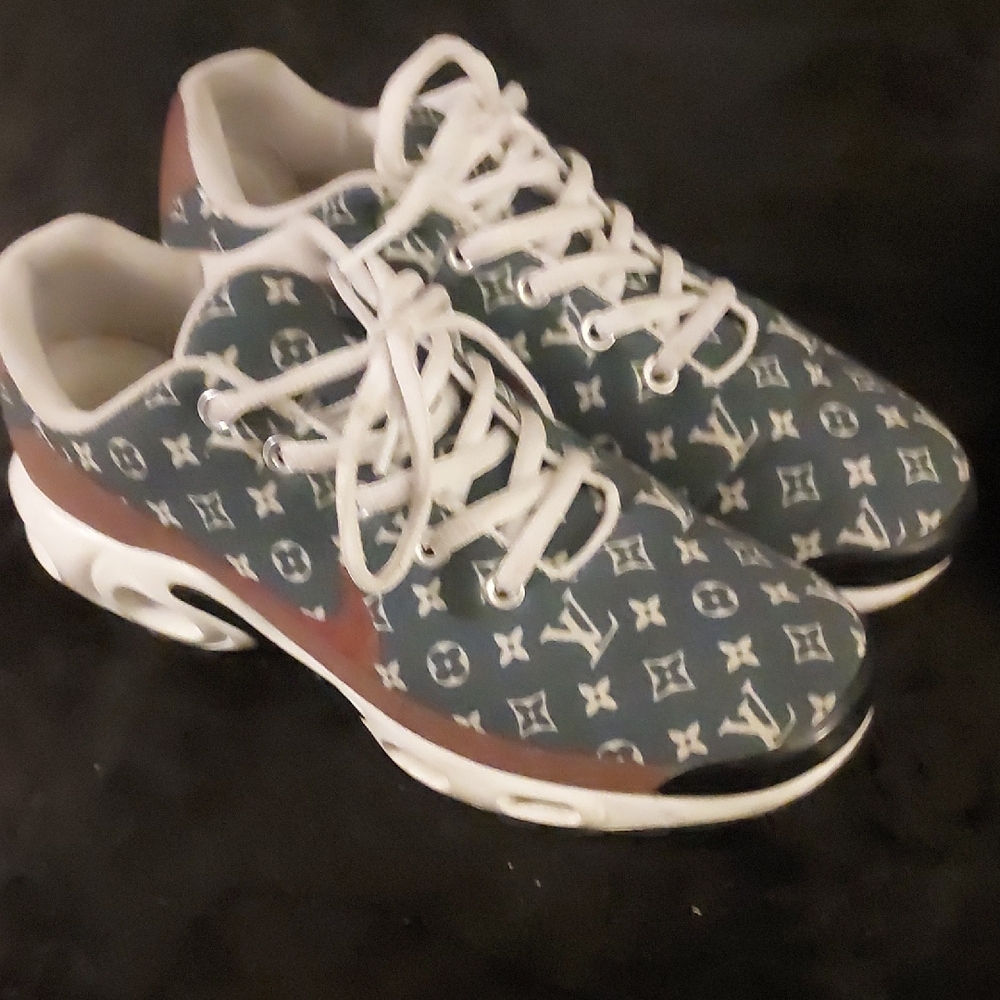 Louis Vuitton Monogram Blue and White Sneakers